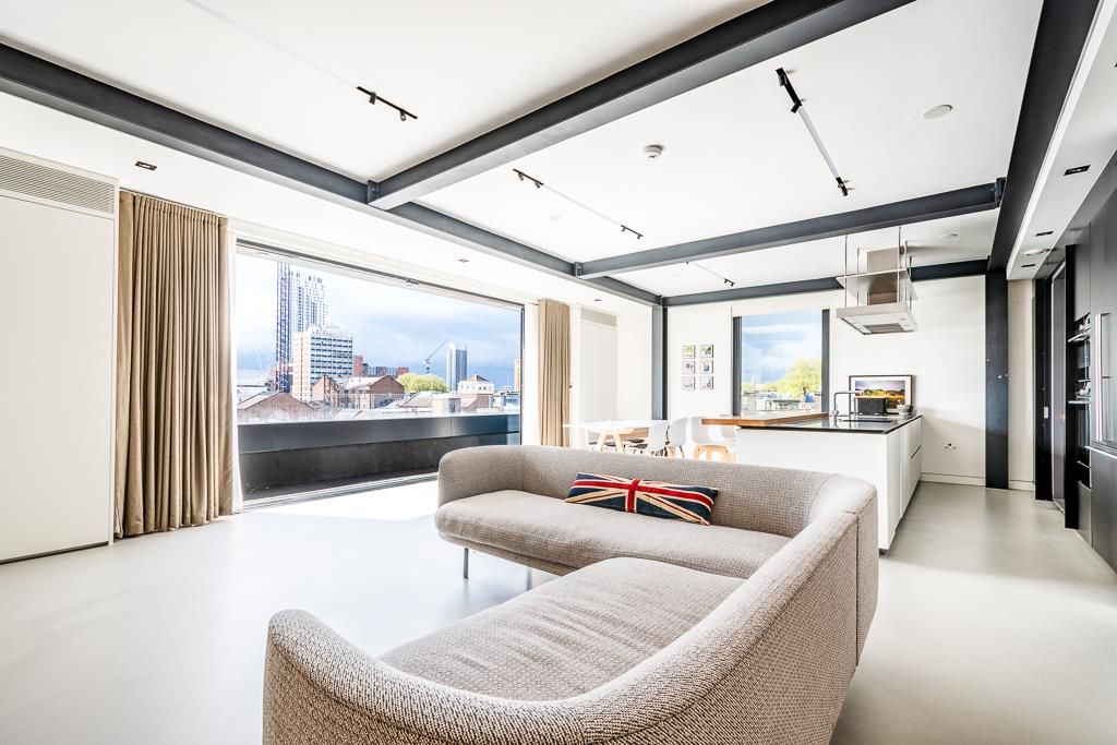 Property photo 3 of 26