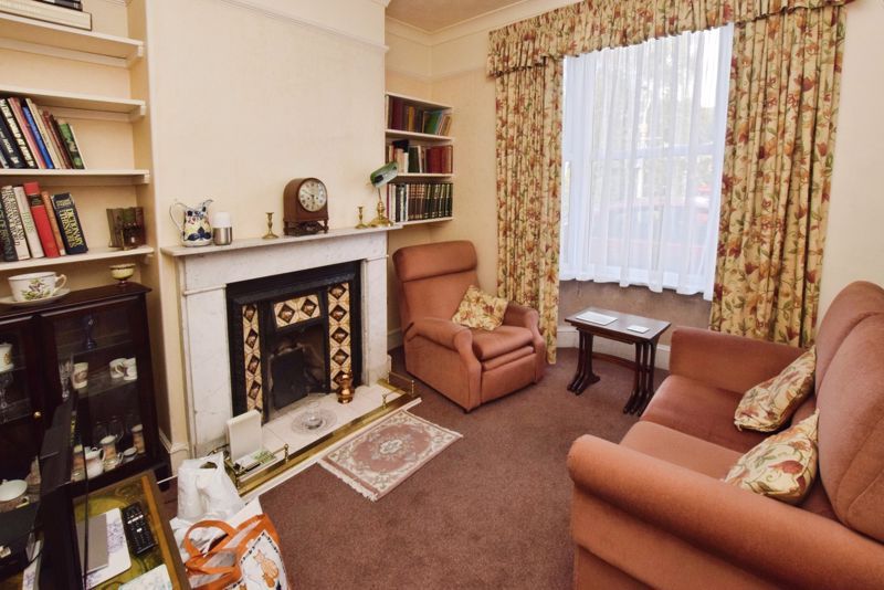 Property photo 2 of 9 Photo 9