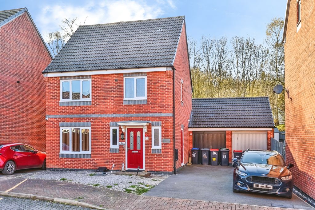 Property photo 1 of 15