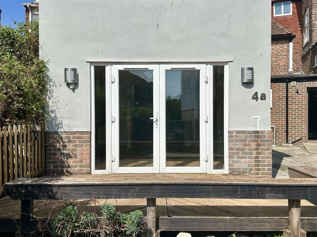 Property photo 3 of 14