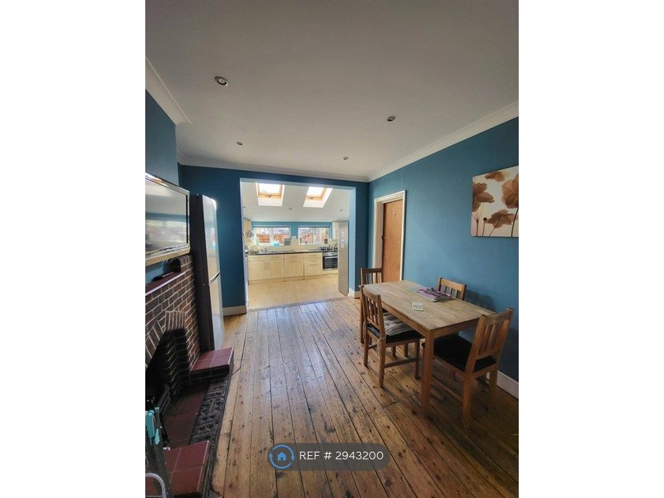 Property photo 2 of 8 Communal Dining Area