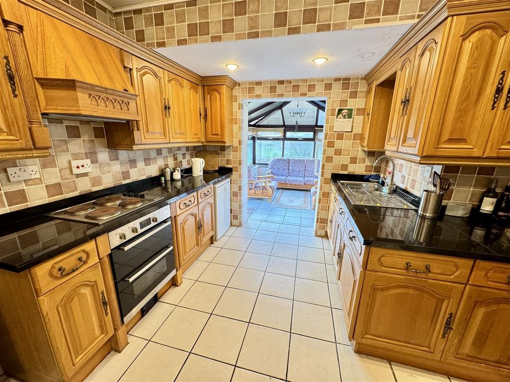 Property photo 2 of 36 Kitchen