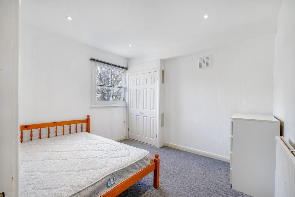Property photo 2 of 4
