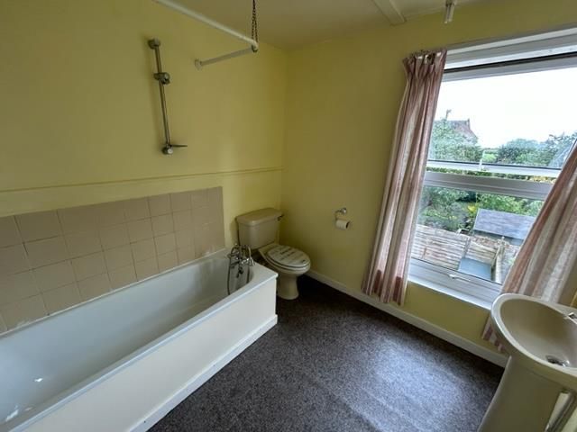 Property photo 3 of 6 Bedroom 1