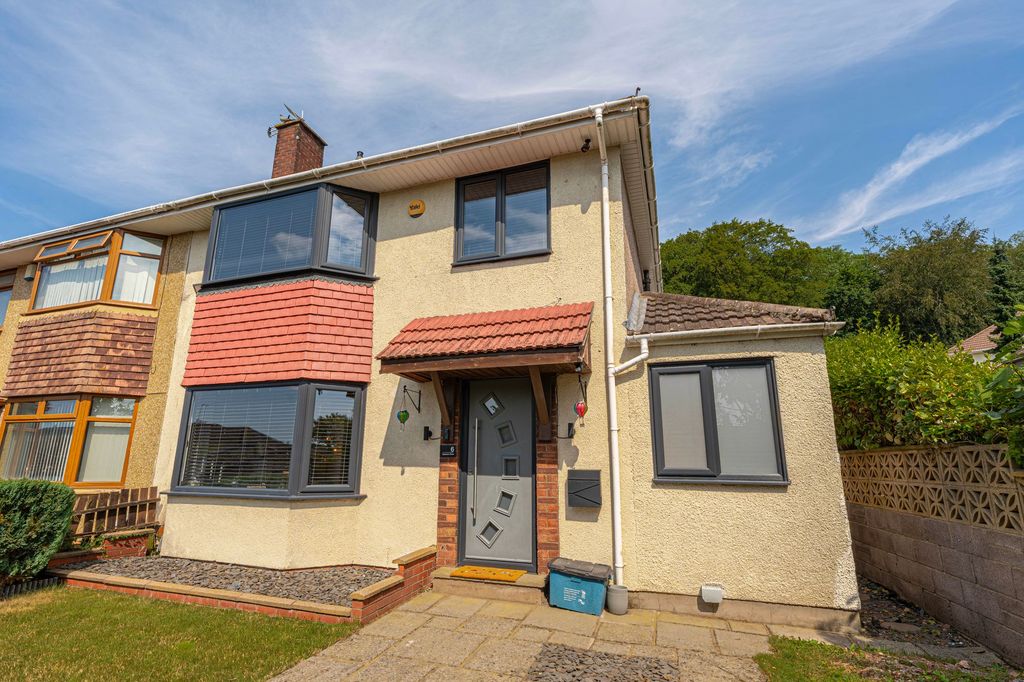 Property photo 1 of 41