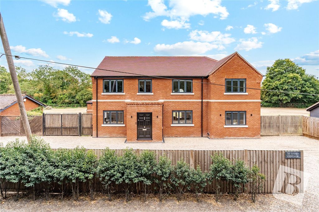 Property photo 1 of 40 Picture No. 97