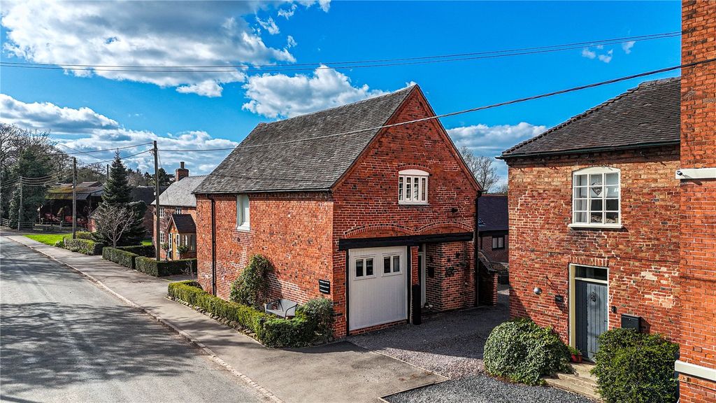 Property photo 1 of 31 Picture No. 02