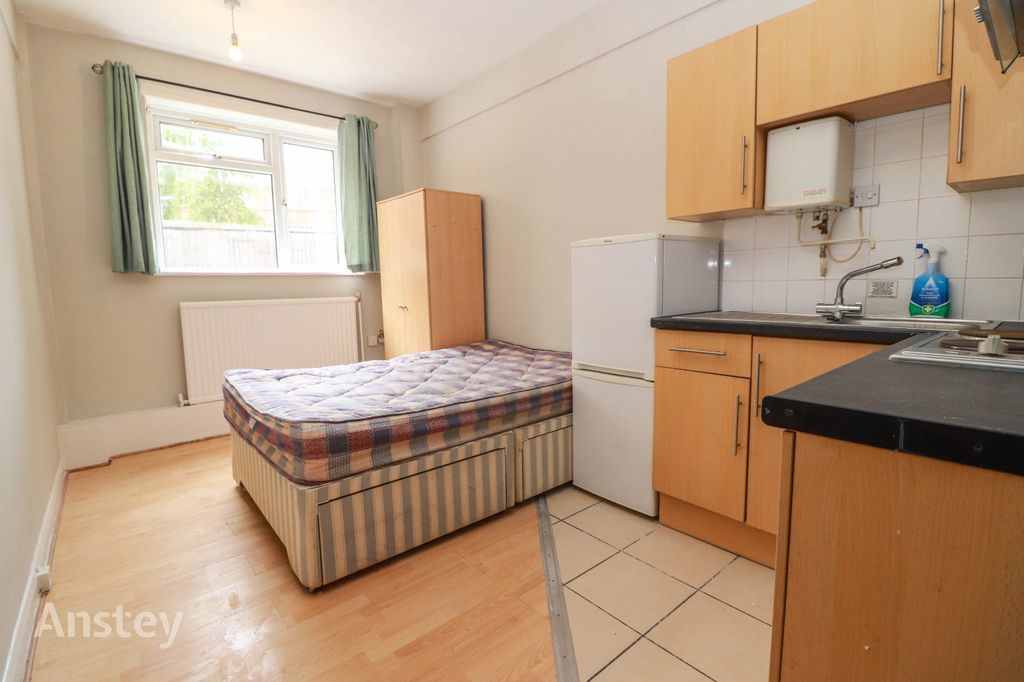 Property photo 1 of 4 Picture No. 01