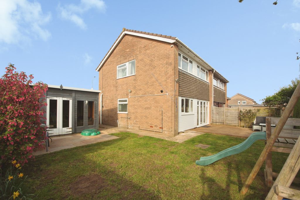 Property photo 1 of 34 Img_8740