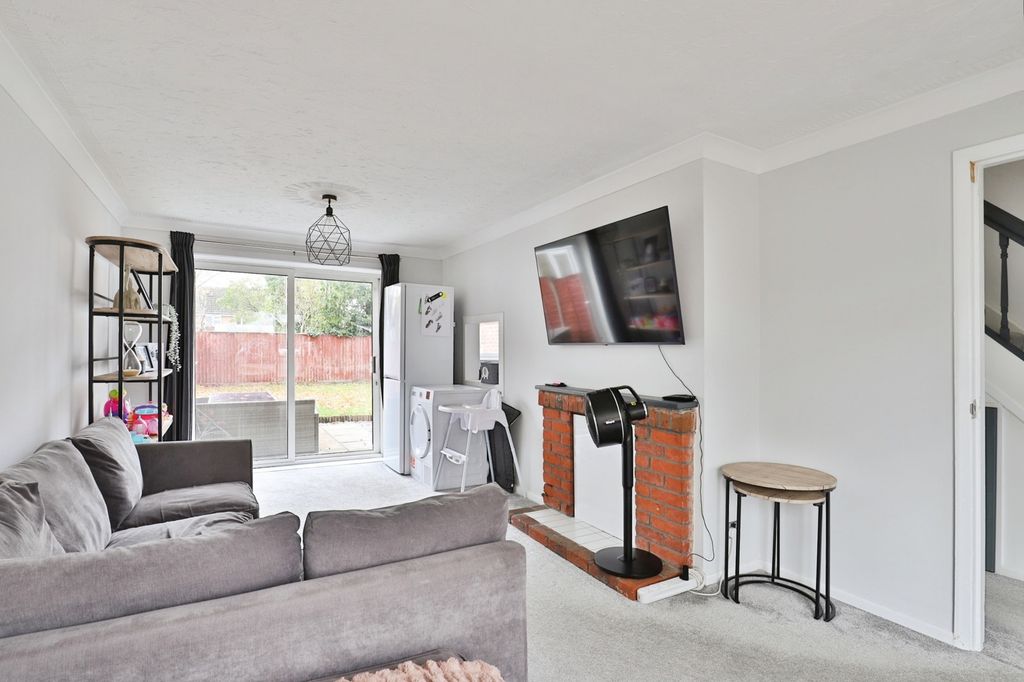 Property photo 2 of 14 Photo