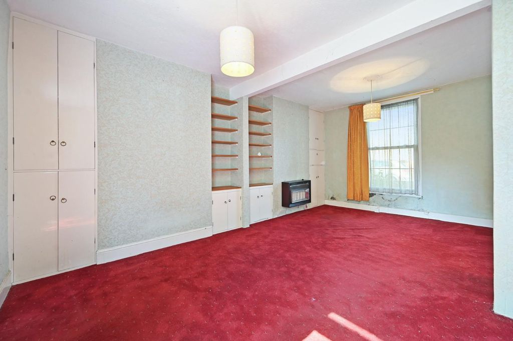 Property photo 3 of 11 9.Jpg