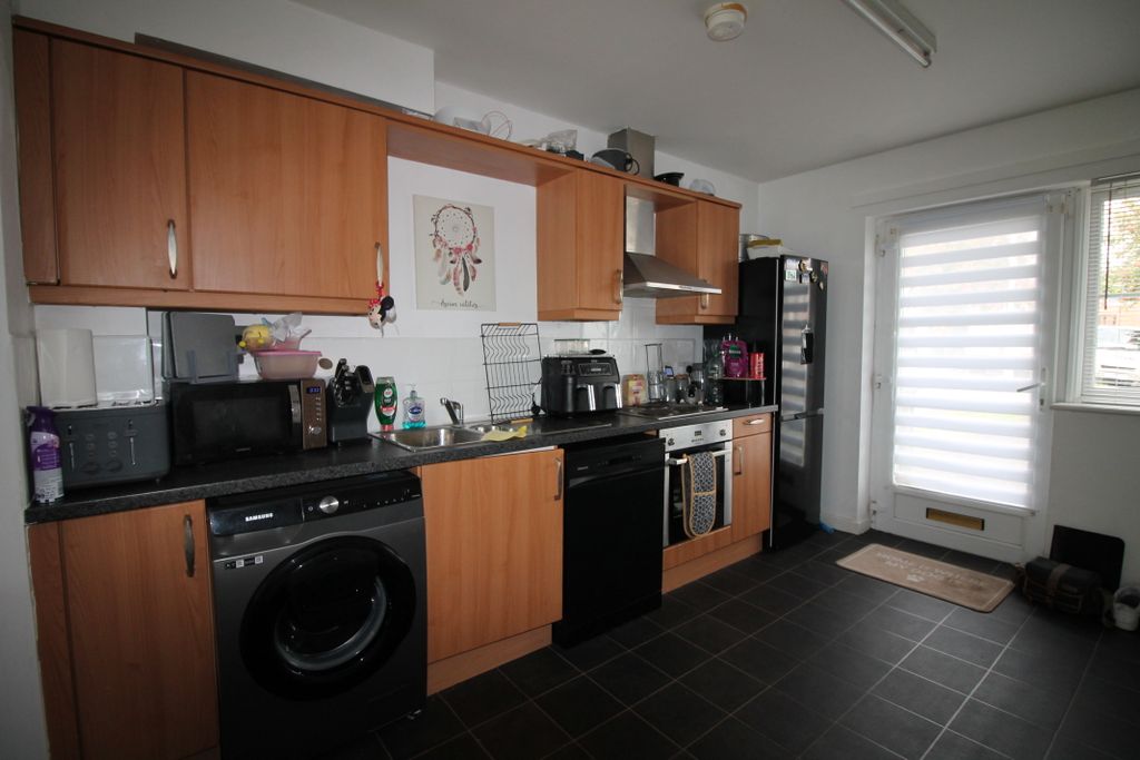 Property photo 3 of 8 Img_8711