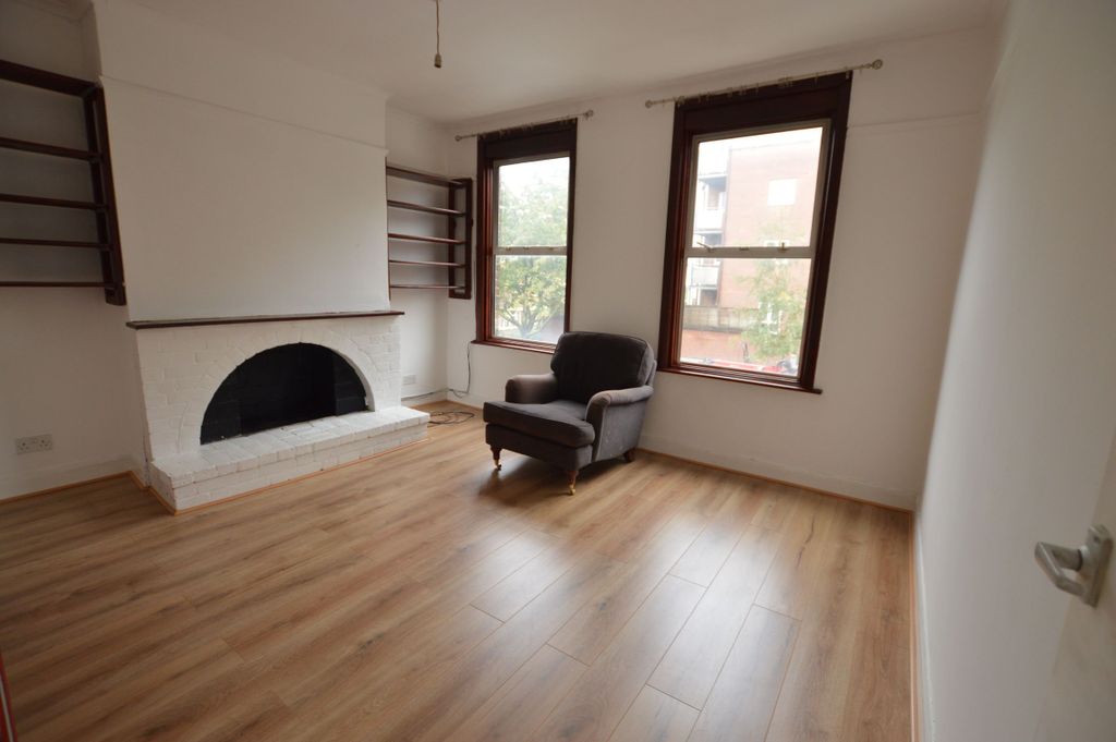 Property photo 2 of 4