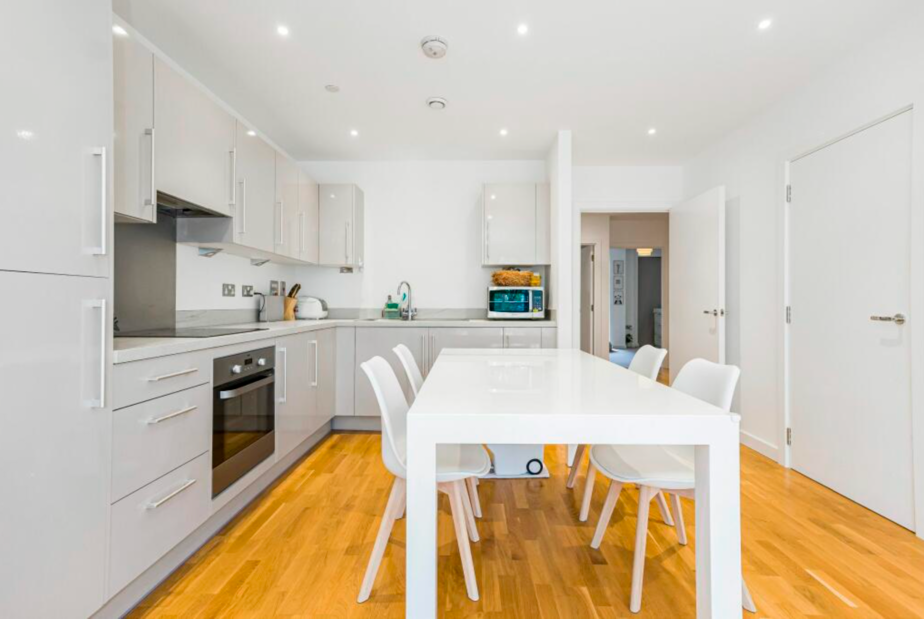 Property photo 3 of 14 Pic02.Png