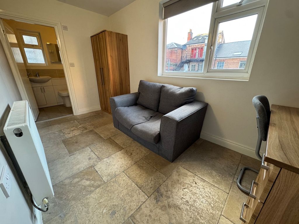 Property photo 2 of 9 Picture No. 07