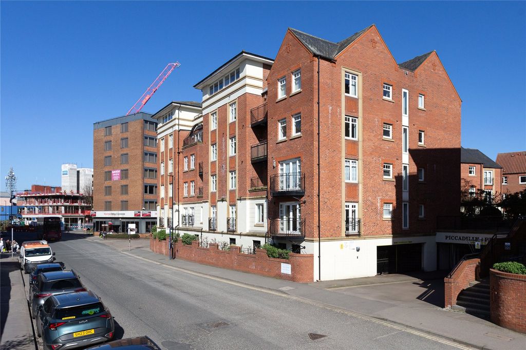 Property photo 1 of 12 Photos