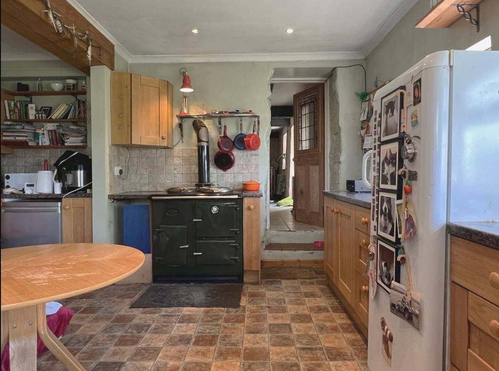 Property photo 3 of 39