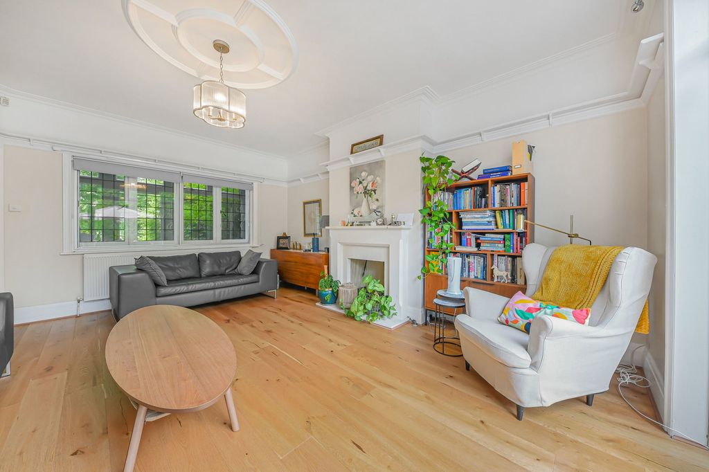 Property photo 1 of 22