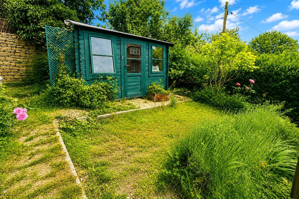 Property photo 2 of 16 Picture No. 08