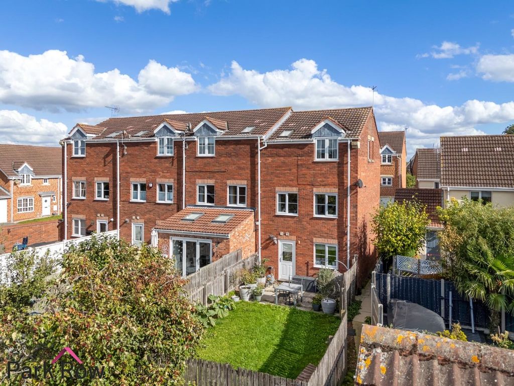 Property photo 3 of 19