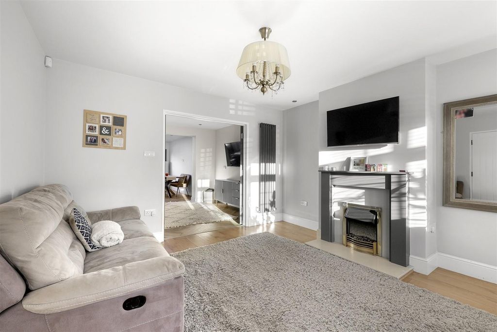 Property photo 2 of 27 4D4A8349.Jpg