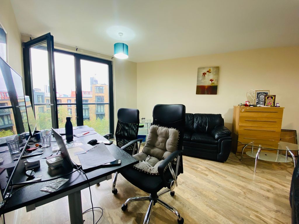 Property photo 3 of 14