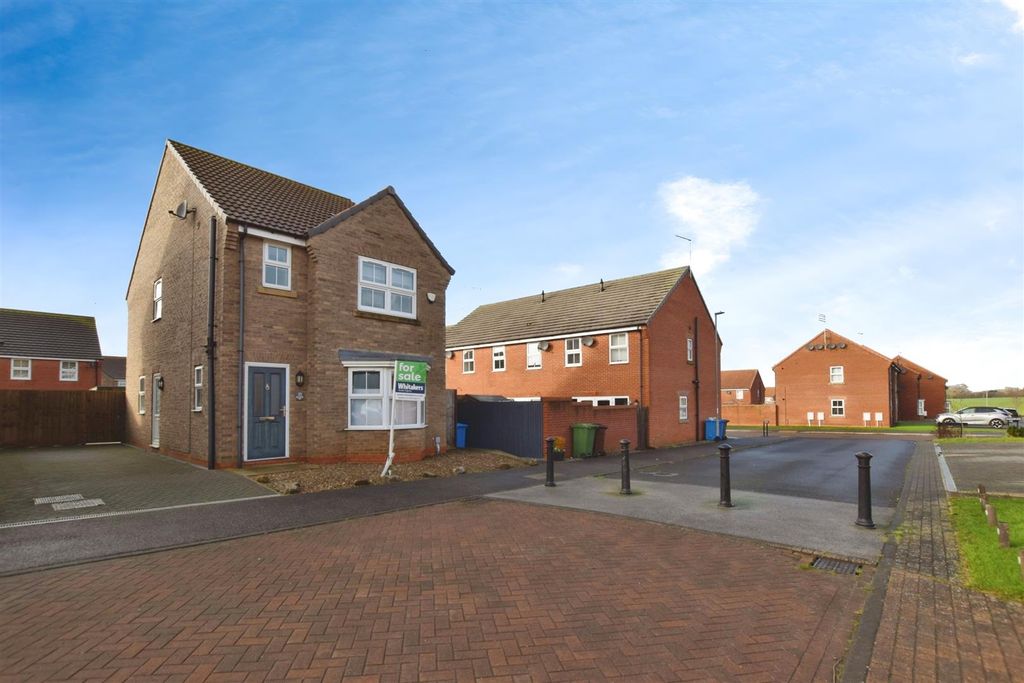 Property photo 1 of 16 316A1A00-Front 20Wide 20Field.Jpg