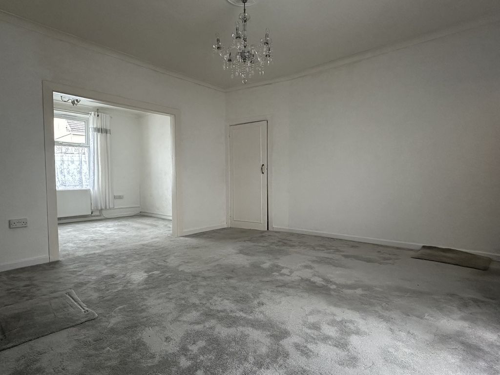 Property photo 2 of 12 Not Specified