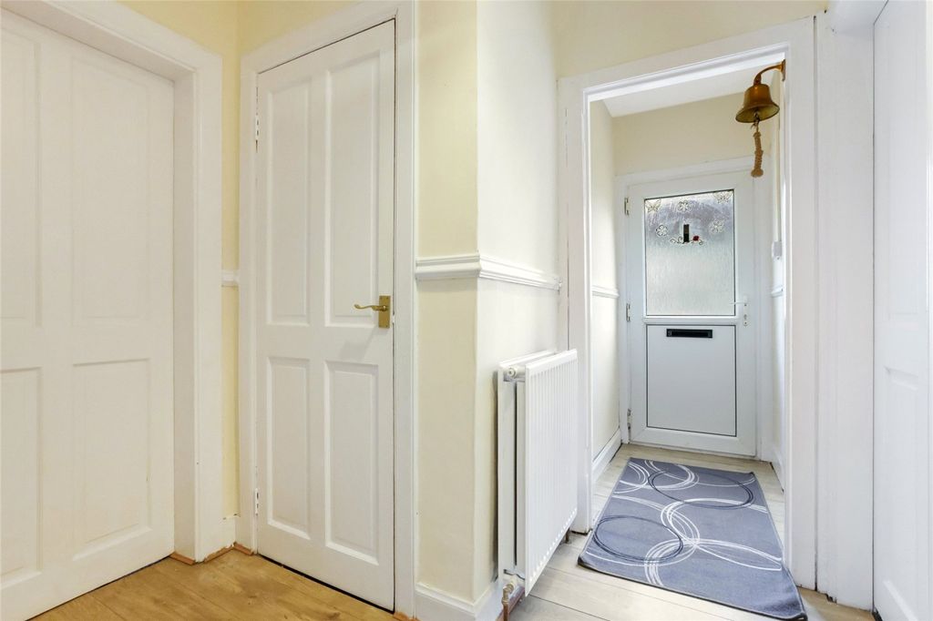 Property photo 2 of 21 Picture No. 23