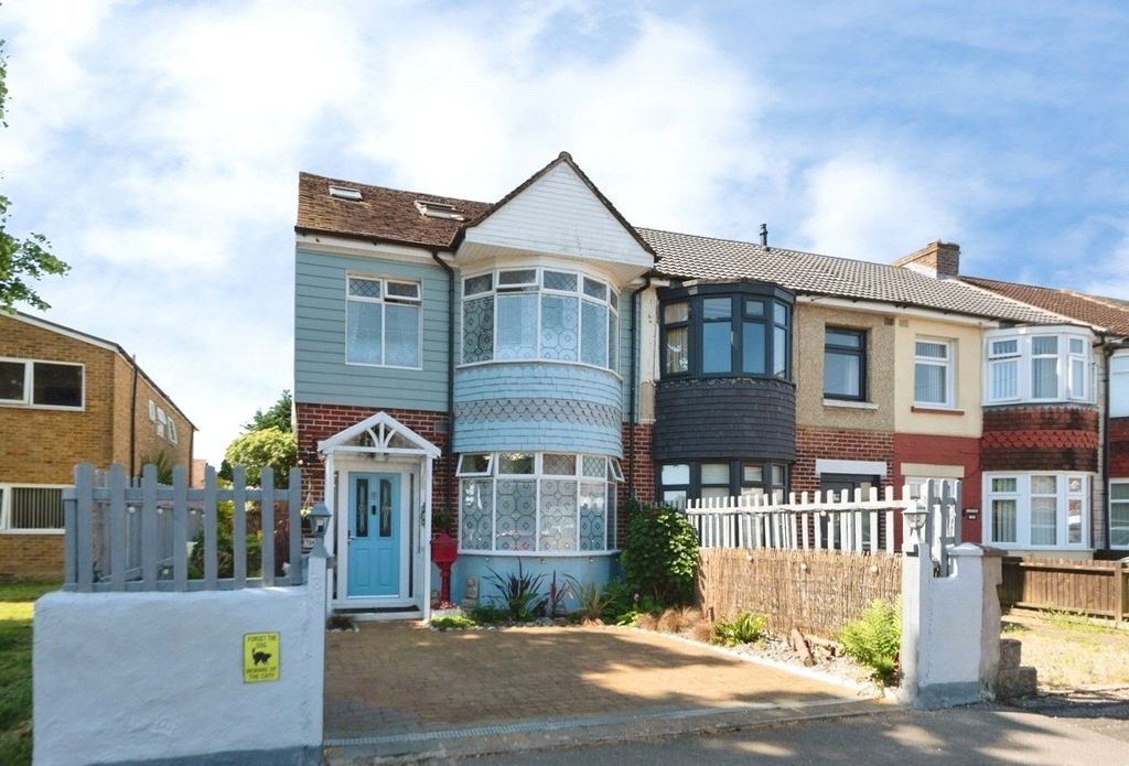 Property photo 1 of 23 Picture No. 24