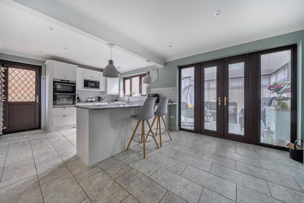 Property photo 3 of 21 Oaks 13.Jpg