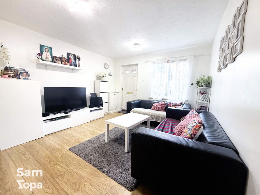 Property photo 2 of 11 Img_3574