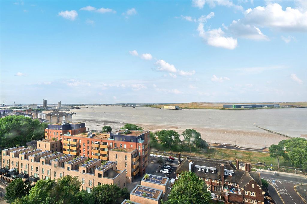 Property photo 2 of 8 8-1313169-8-685c26Fe9B433-Arw-8.Jpg