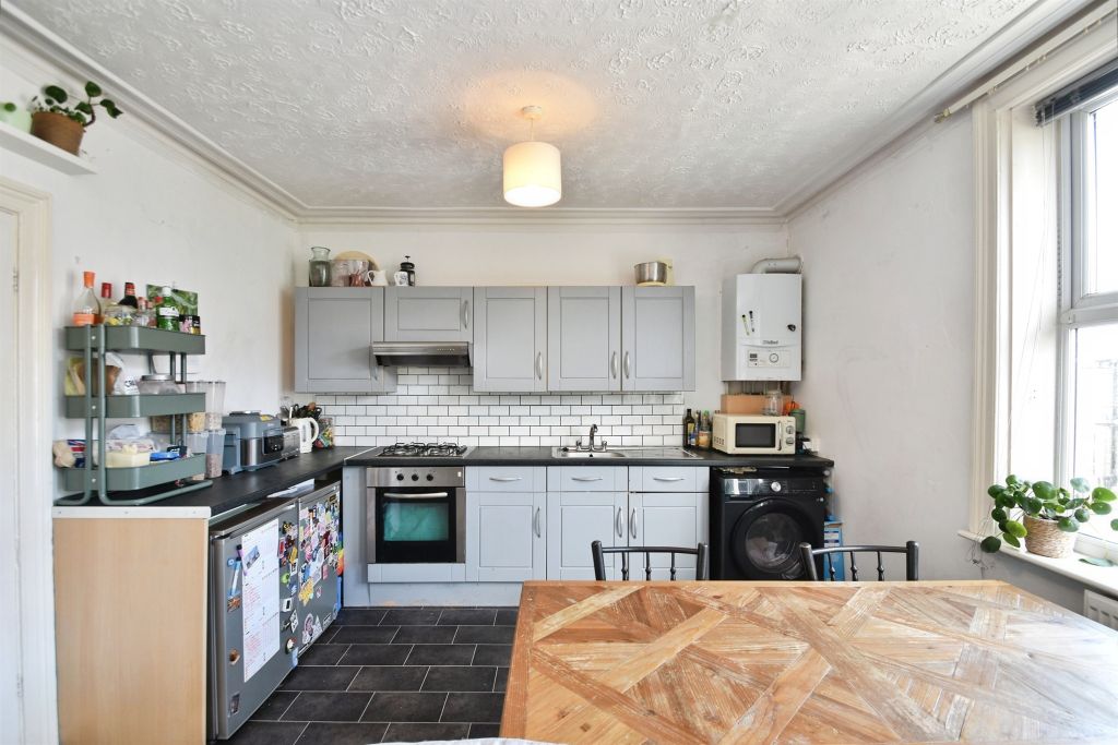 Property photo 1 of 11 Image