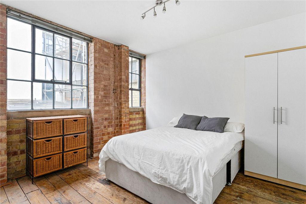 Property photo 2 of 13 Picture No. 03