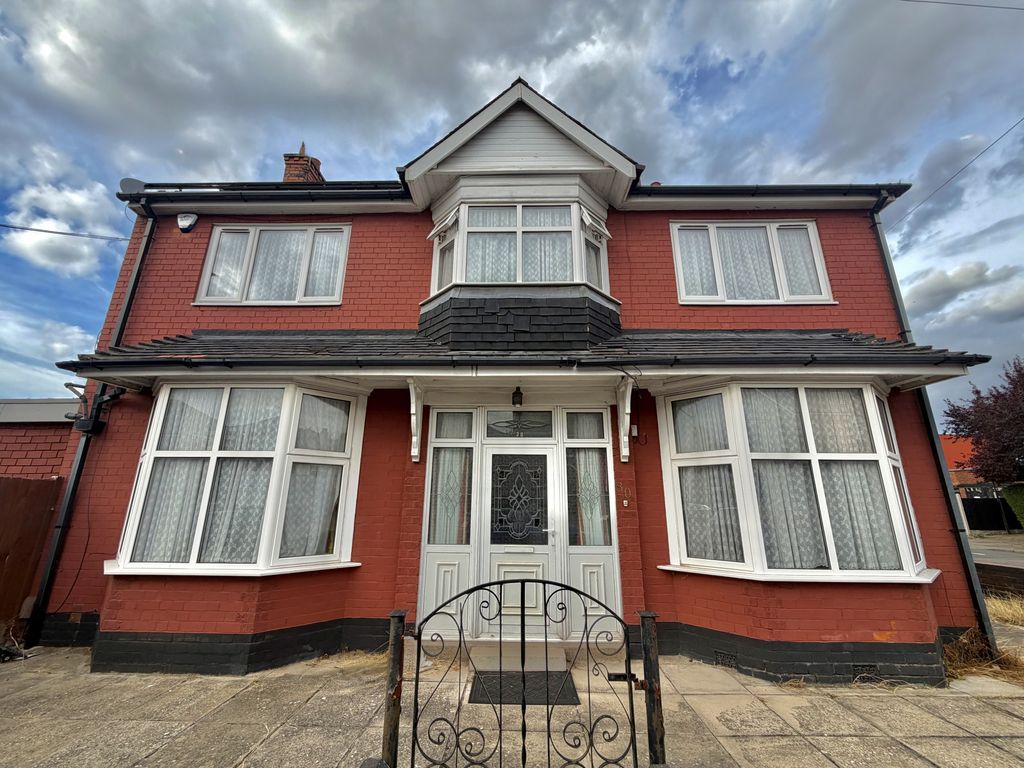 Property photo 1 of 31