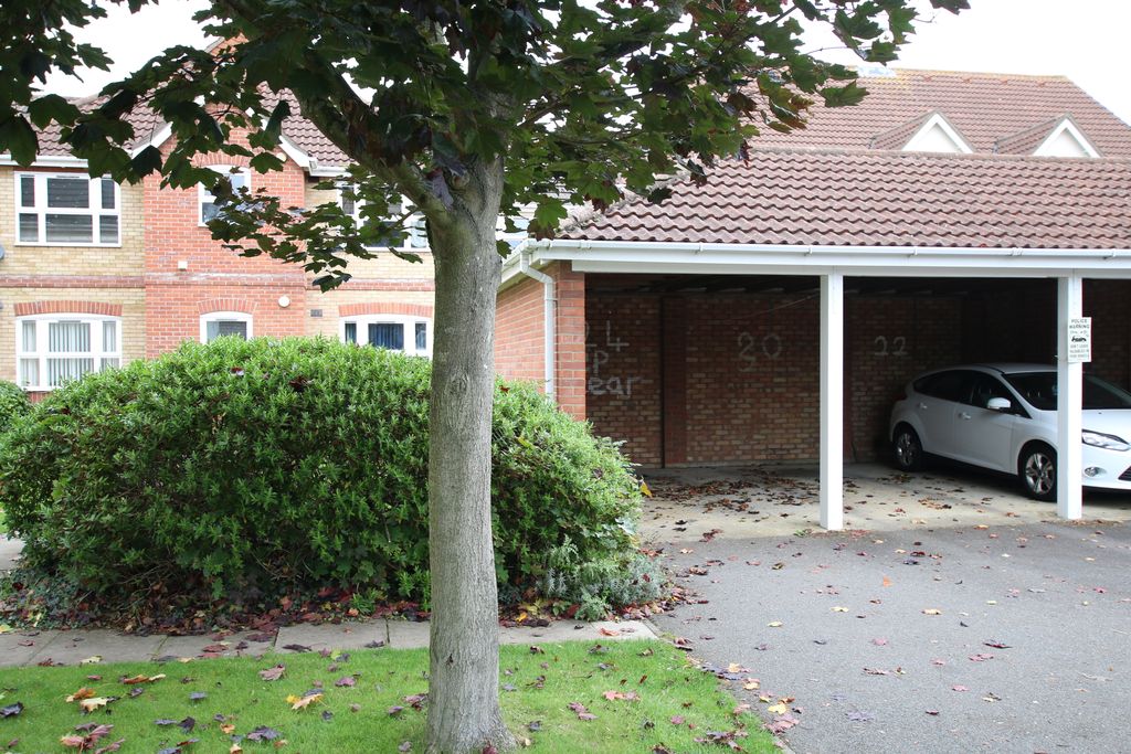 Property photo 2 of 6