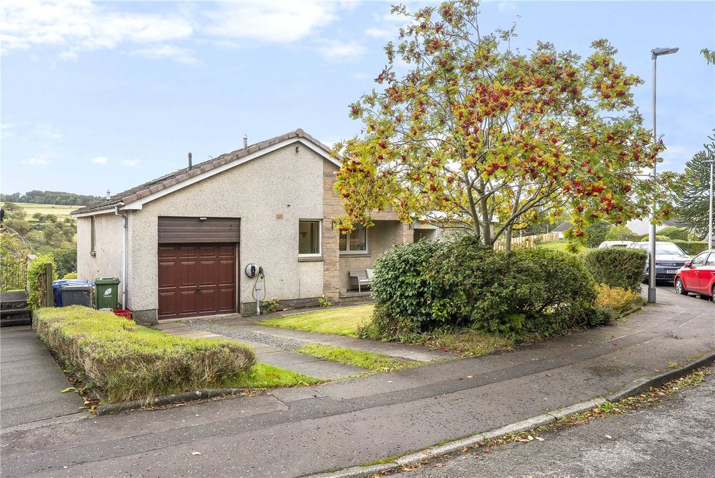 Property photo 1 of 27 Waulkmill Road