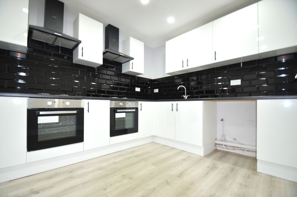 Property photo 3 of 3 Charles Road Kitchen