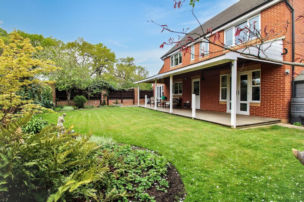 Property photo 2 of 15