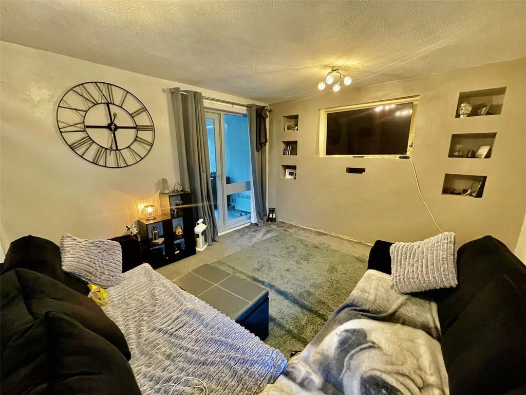 Property photo 2 of 11 Picture No. 09