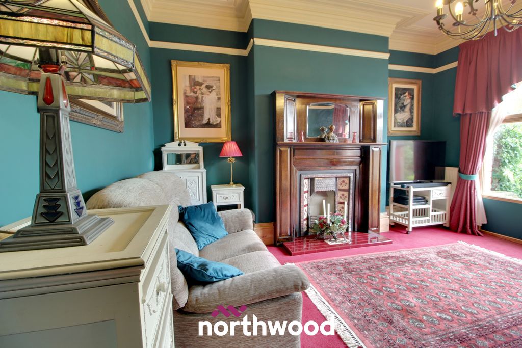 Property photo 3 of 68