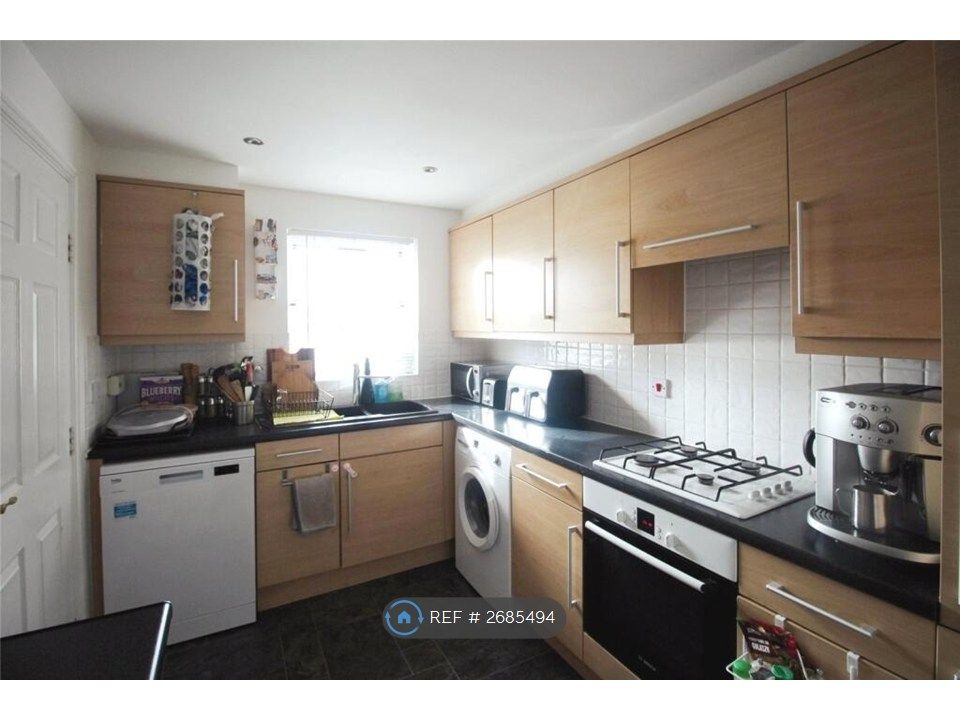 Property photo 3 of 6