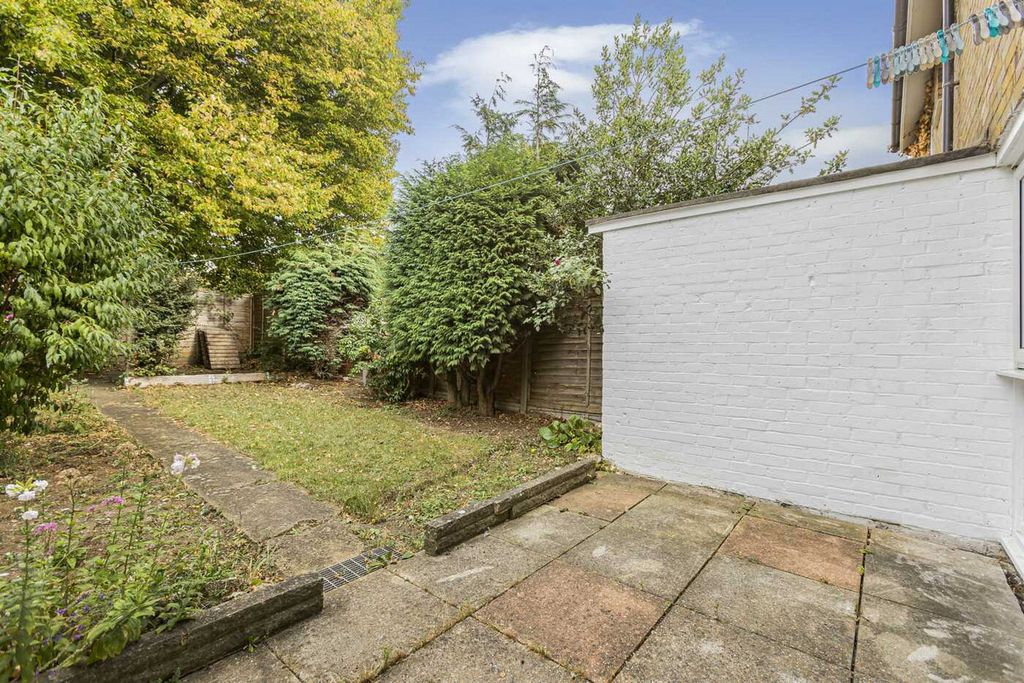 Property photo 3 of 16