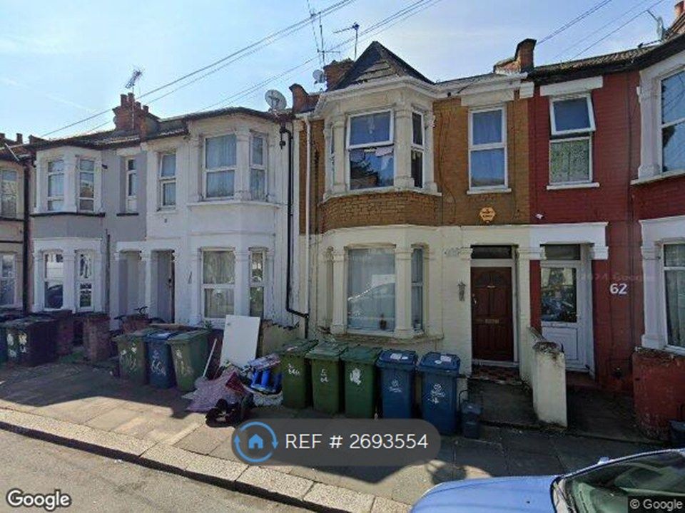 Property photo 1 of 2