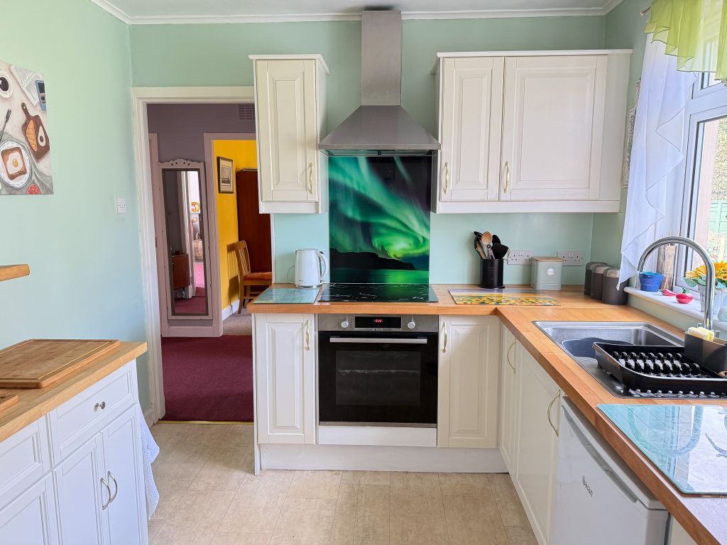 Property photo 2 of 26