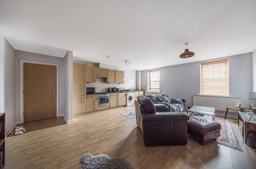 Property photo 1 of 10 976151 (4).Jpg