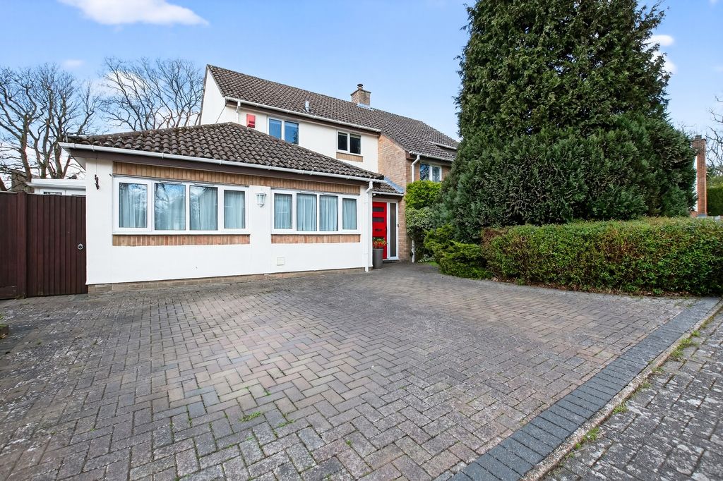 Property photo 1 of 29 Front View