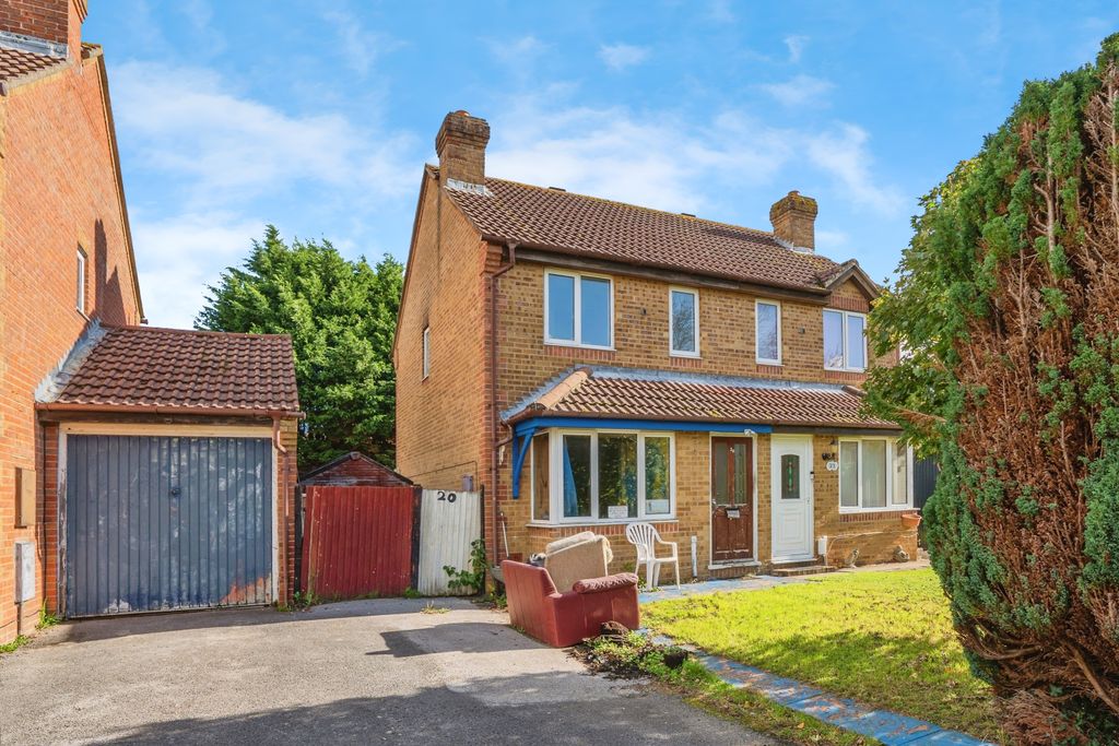 Property photo 1 of 20