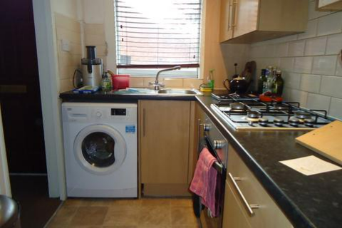 Property photo 2 of 5
